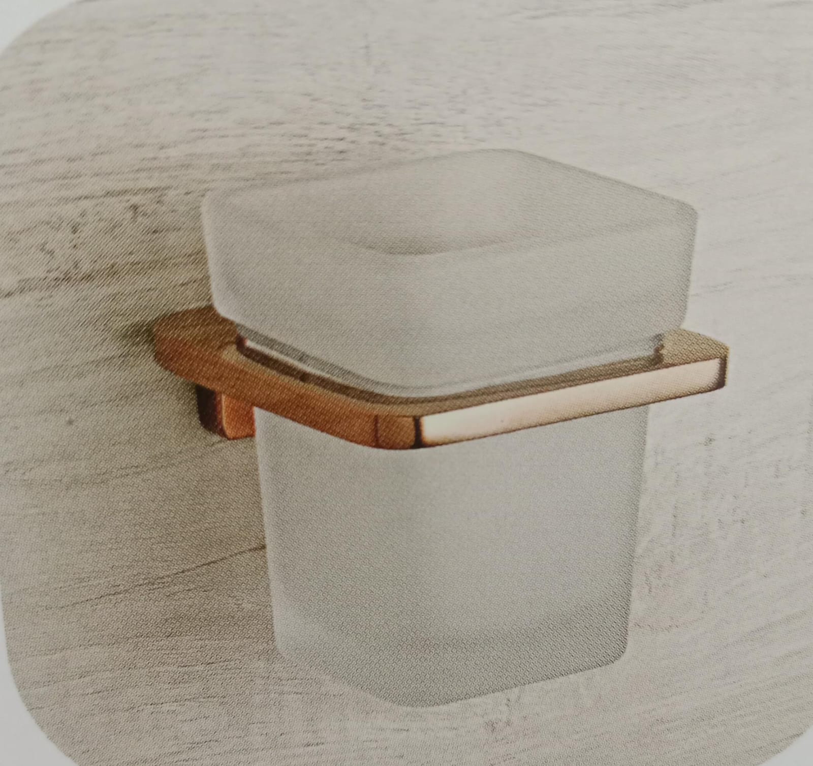 DECOR AVON TUMBLER HOLDER AV0003